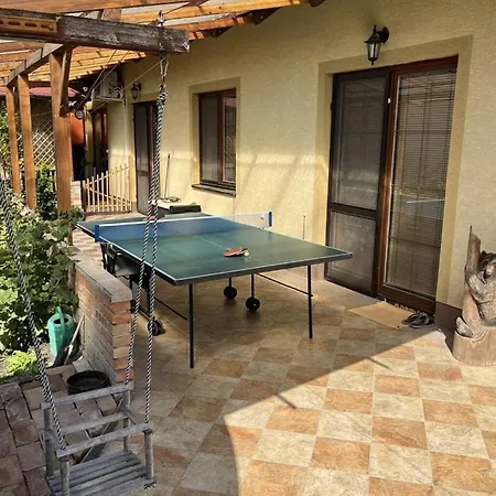 Holiday home Dom Pri X Bionic Sphere S Bazenom A Zahradou Kalinkovo