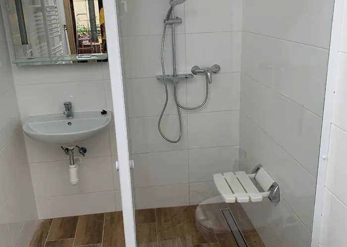 Dom Pri X Bionic Sphere S Bazenom A Zahradou * Kalinkovo