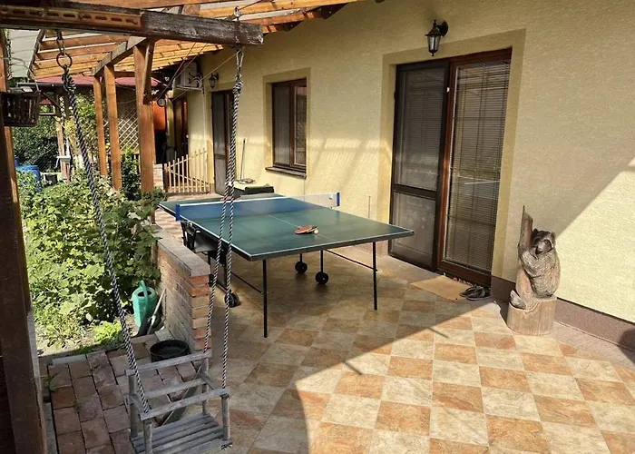 بيت للعطل Dom Pri X Bionic Sphere S Bazenom A Zahradou Kalinkovo